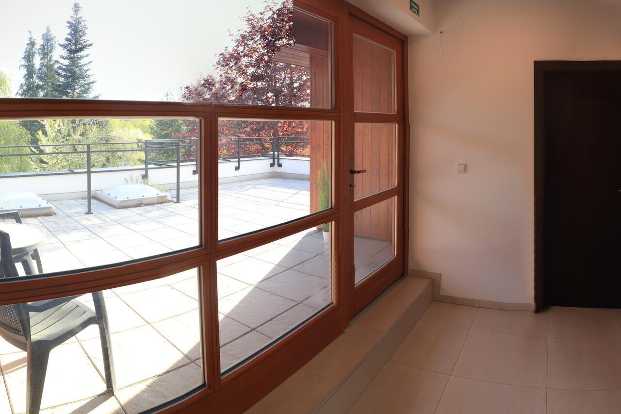 Štiřínská stodola u Prahy Kamenice Exterior foto